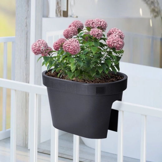 Enostavna in varna montaža na ograjo