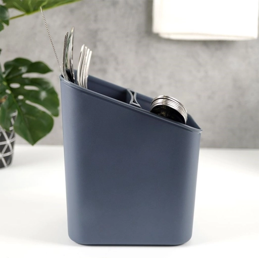 Dva predelka s separatorjem