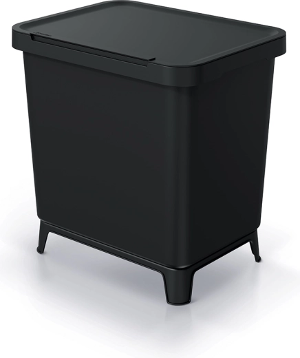 Stabilna konstrukcija s praktičnimi nogicami