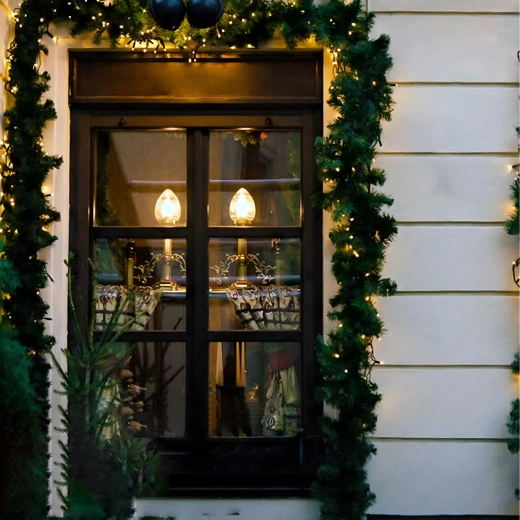 Topla LED osvetlitev za prijetno atmosfero