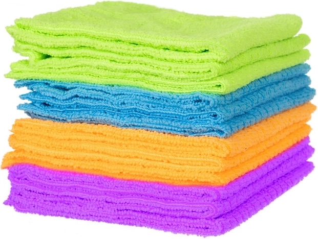 Different colors for organized cleaning