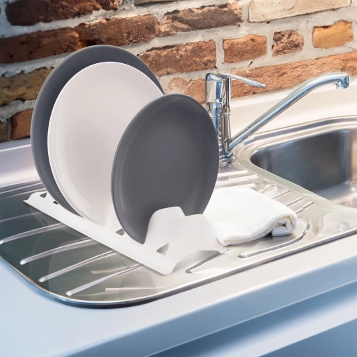 Prihranek prostora v omari in predalu