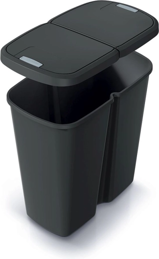 Dvojni pokrov z gumbnim odpiranjem