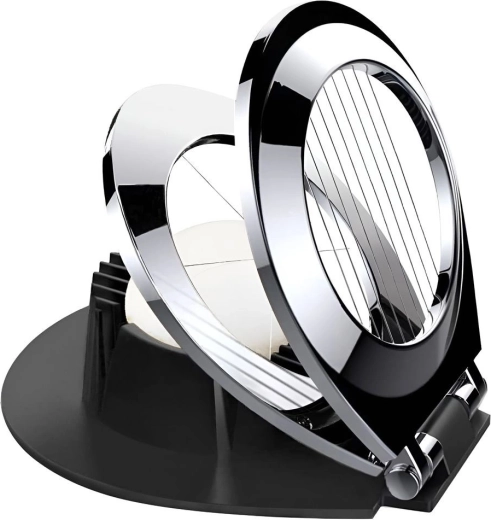 Vzdržljiva konstrukcija iz kovine in plastike