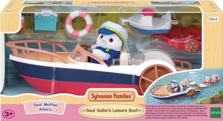 Accessories and small boats to expand play