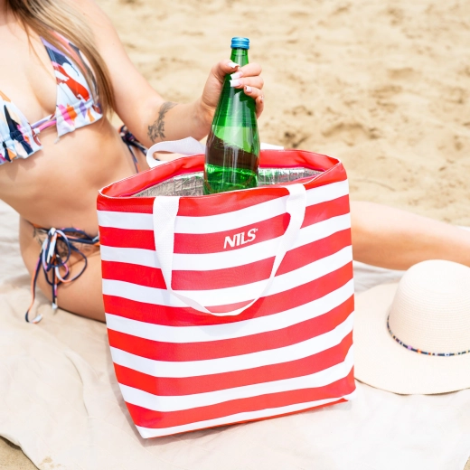 Prostorna prostornina 23 l in široko odpiranje