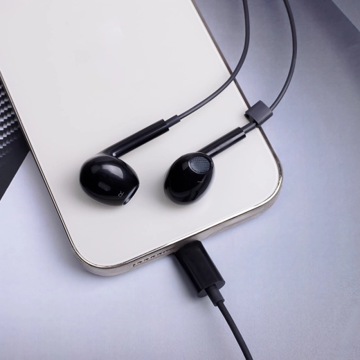 Povezava prek USB-C