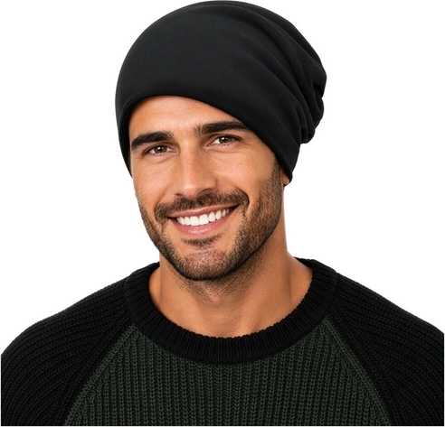 Unisex kroj in minimalističen črn dizajn