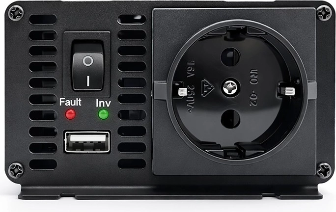 Udobno priključevanje: Schuko vtičnica in USB