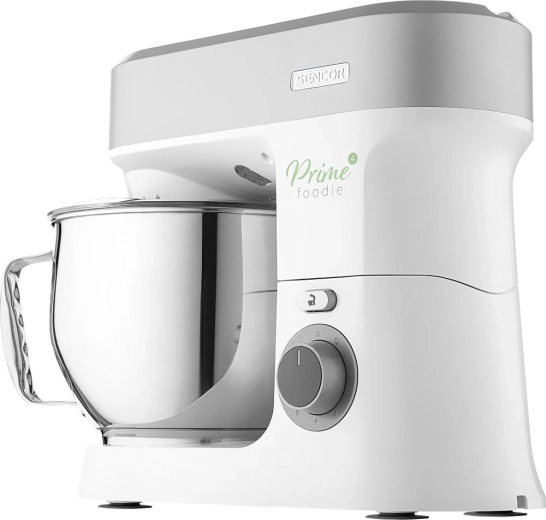 Powerful food processor with a large bowl