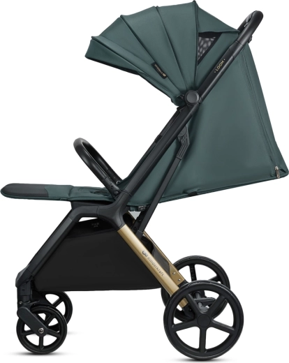 Razširljiva strehica z zračenjem