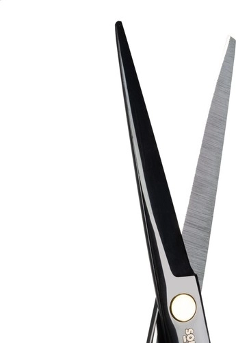 Laser-sharpened blades for a precise cut