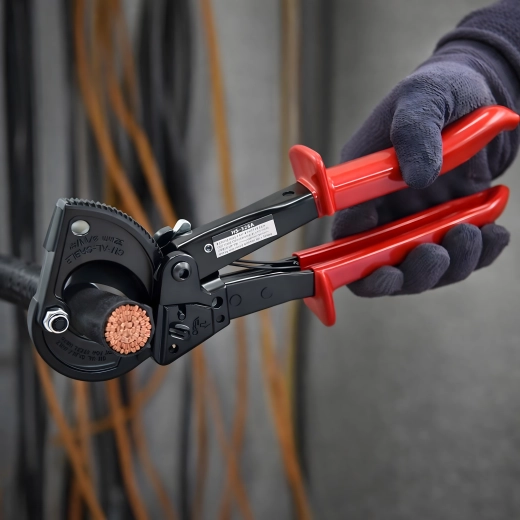 Zmogljiv rez do 240 mm²