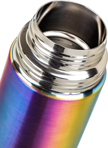 Vakuumska dvojstenska izolacija za dolgotrajno ohranjanje temperature