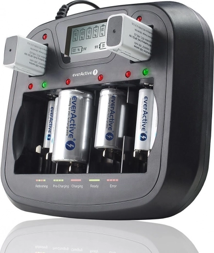 EVERACTIVE univerzalni polnilec Ni-MH z LCD in USB, 8 kanalov