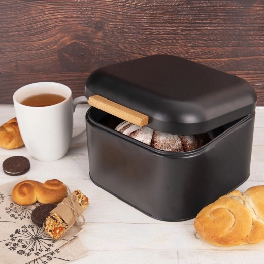 Bambusni ročaj in moderen videz