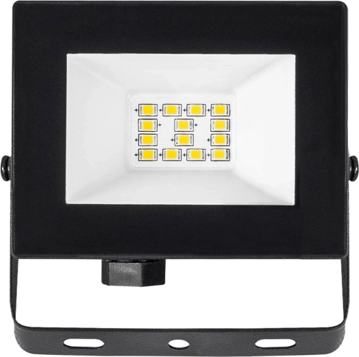 Široka in enakomerna osvetlitev 120°