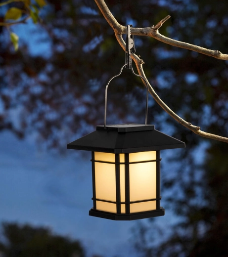 3 načini namestitve: zapičiti, postaviti, obesiti