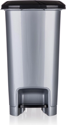 Vitka pravokotna oblika prihrani prostor