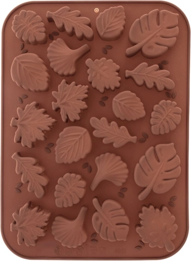Detailed leaf motifs