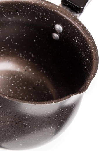 Nelepljiva površina za čist okus in enostavno čiščenje