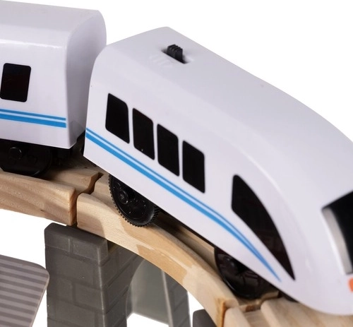 Train with magnetic coupling