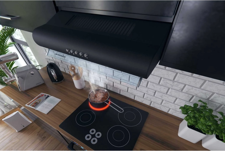 Eleganten črn dizajn s steklenim panelom