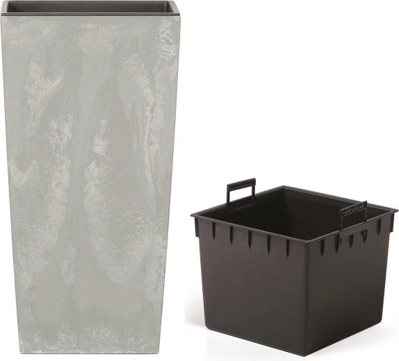 Cvetlični lonec Urbi Square z betonskim učinkom in vložkom 24 × 24 × 44,9 cm