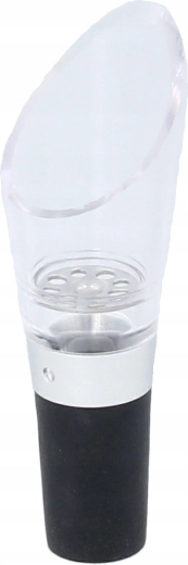 Nalivni nastavek z aeracijo in proti-kapljičnim izlivom