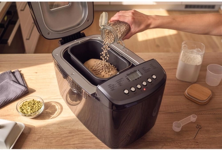 Loaf up to 1,500 g and crust to your taste