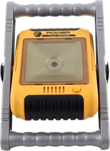 Napajanje z 2× AA baterijama