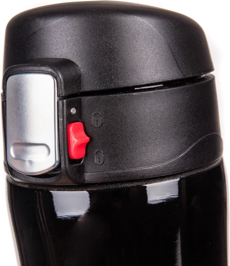 Varna pokrovčka z varovalom proti iztekanju