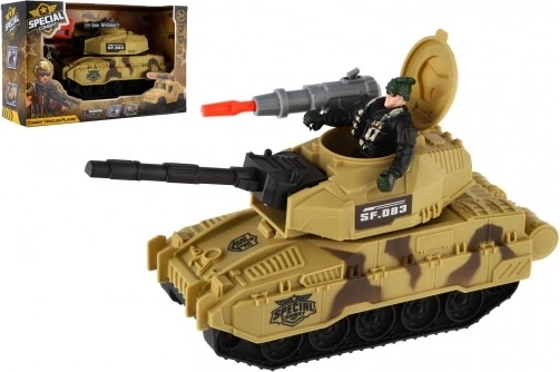 plastični tank z vojakom na vztrajnik