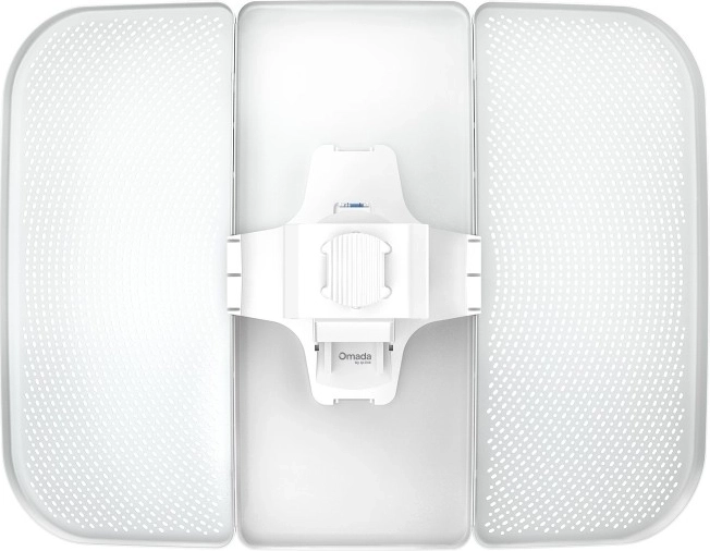 Dolg doseg do 15 km z visokim ojačenjem 23 dBi