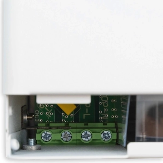 Varna priključitev in zanesljiva namestitev