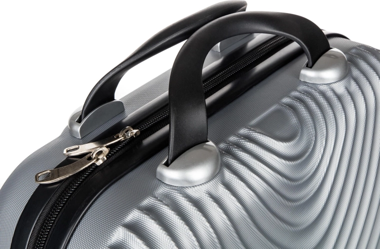 Trpežna ABS školjka odporna na udarce