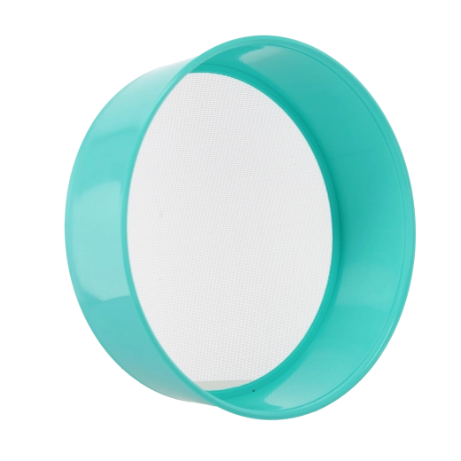 Lahka in trpežna plastična zasnova