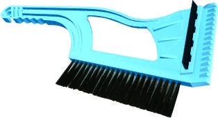 Strgalo za led z metlico Ice Car1