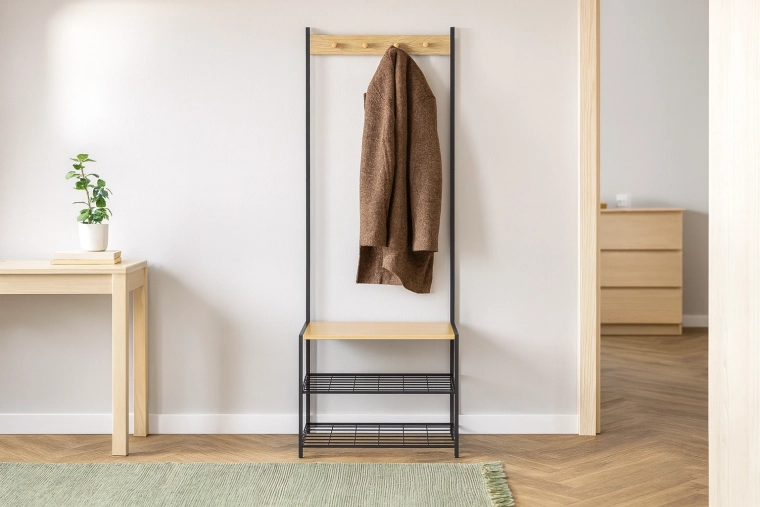 Organizacija 2-v-1: obešalnik, lavica in omarica za čevlje