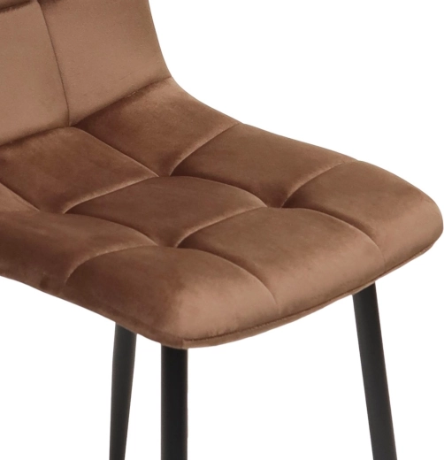 Elegantno prešitje z modernim videzom