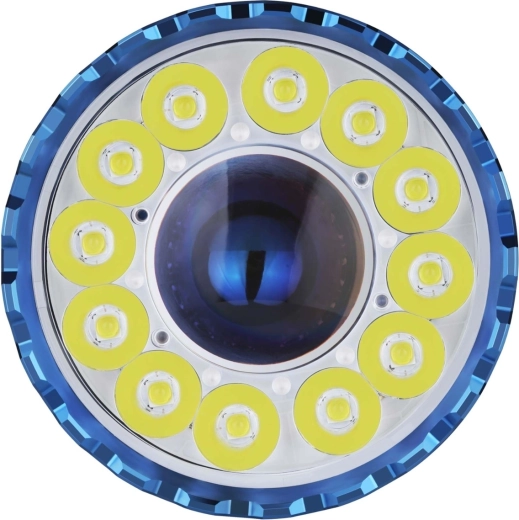 Izjemna moč in prilagodljivo svetljenje