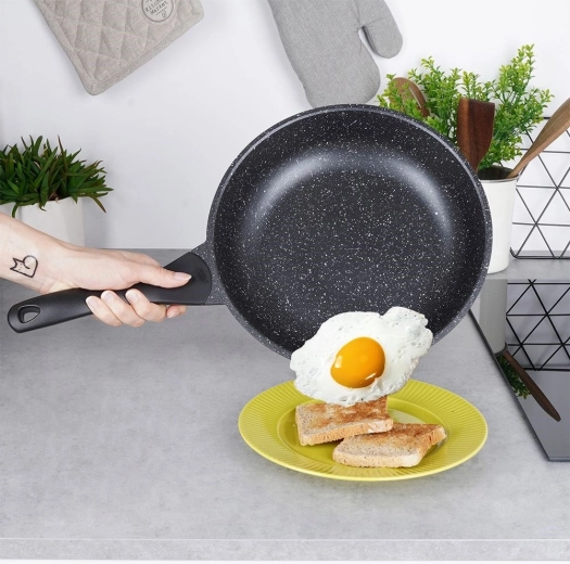 Nelepljiva granitna površina brez PFOA in PTFE