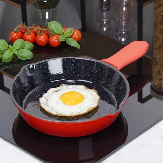 Enakomerno cvrtje in dolga akumulacija toplote