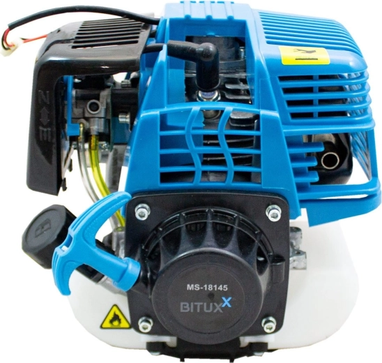 Močan in varčen 4-taktni motor 31 cm³