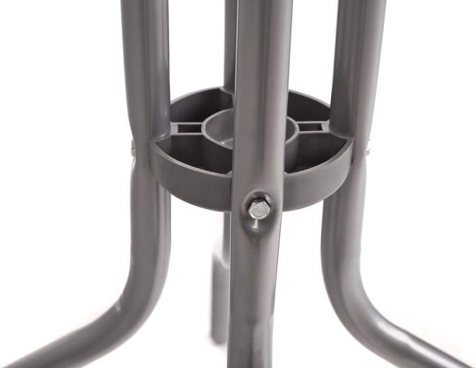 Čvrsta in stabilna kovinska konstrukcija