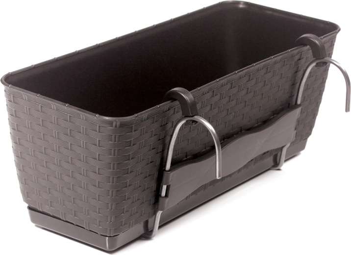 Enostavno obešanje na ograjo