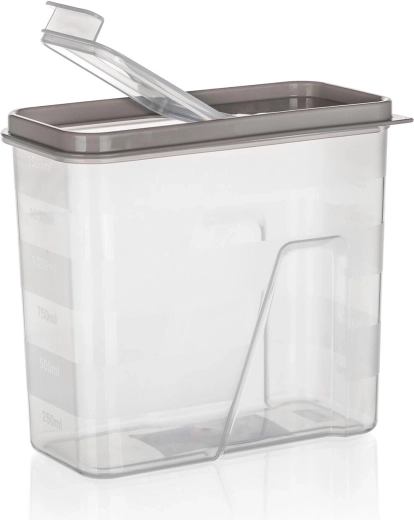 Udobno vsipanje z odpirajočim pokrovom