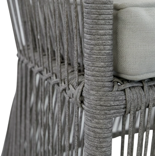 Zračno ratanovo pletenje z modernim videzom