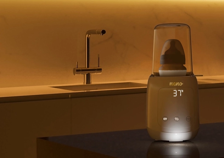 Nočna LED lučka in enostavno upravljanje na dotik