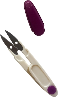 Practical thread snips with protective cap